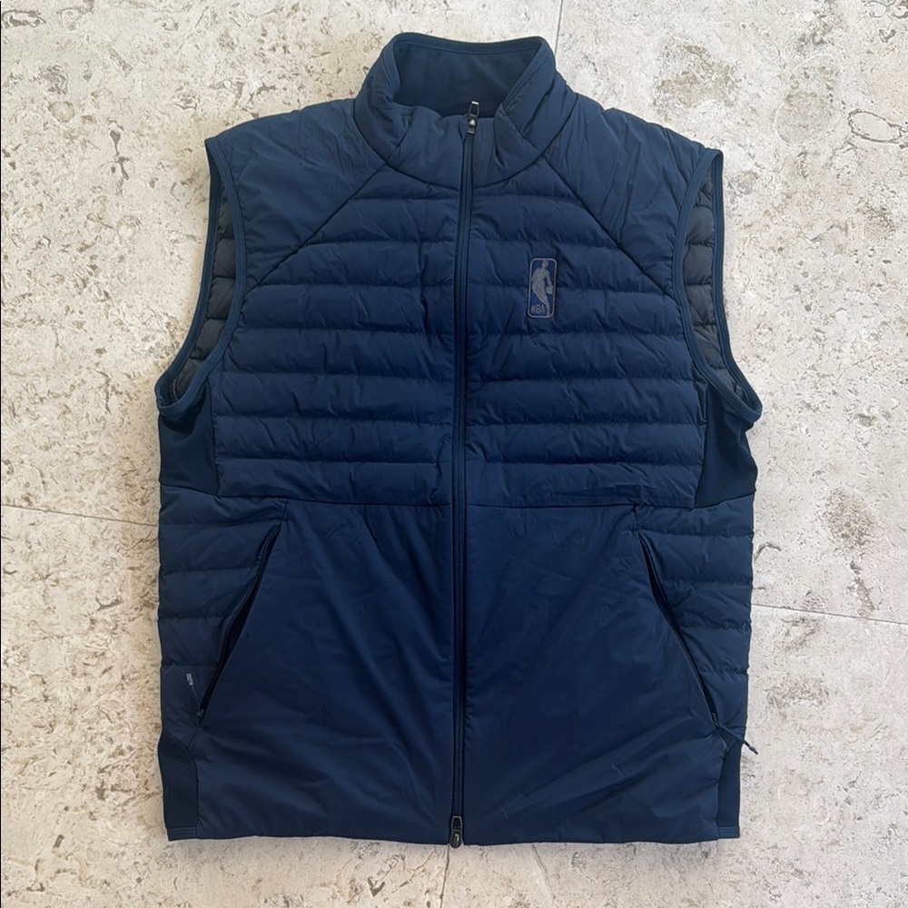 Lululemon Athletica Men's Midnight Blue Puffer Vest NBA LOGO